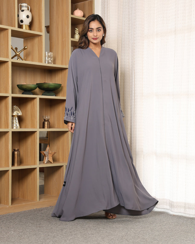 Luminous Handwork Sleeves Abaya