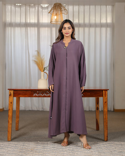 Plush Abaya With Gleaming Brooch