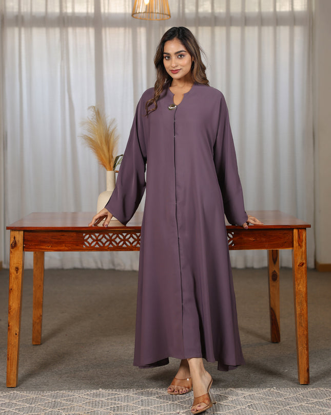 Plush Abaya With Gleaming Brooch