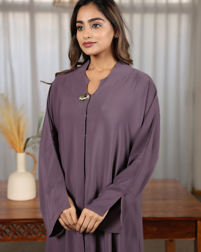 Plush Abaya With Gleaming Brooch