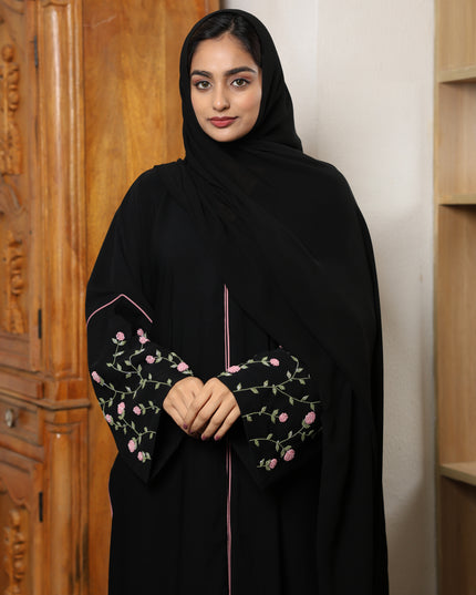 Pink-Trimmed Handwork Kaftan Abaya