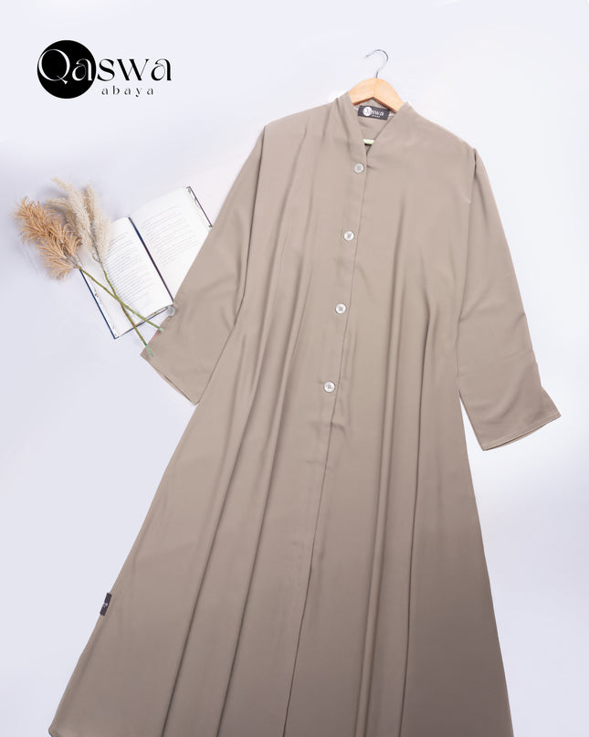Buttoned Tranquility Abaya
