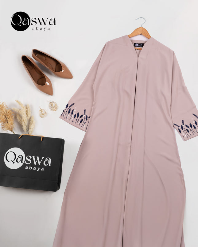Luminous Handwork Sleeves Abaya