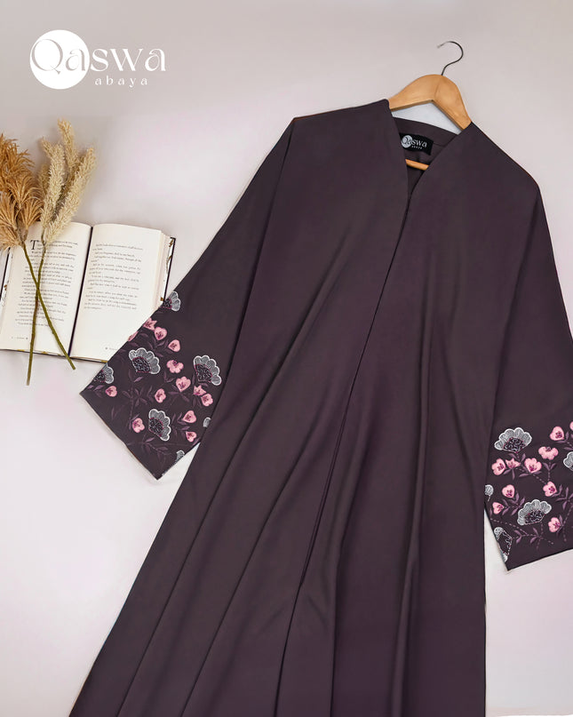 Threaded Elegance Embroidery With Handwork Abaya