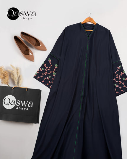 Pink-Trimmed Handwork Kaftan Abaya
