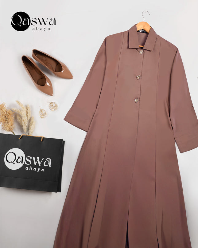 Luxurious Golden Button With Collared Abaya